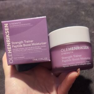 Ole Henriksen Strength Trainer Peptide Boost Moisturizer